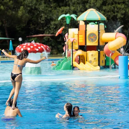 Mare Pineta 3* Casal Borsetti