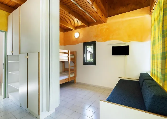 Mare Pineta Resort 3*