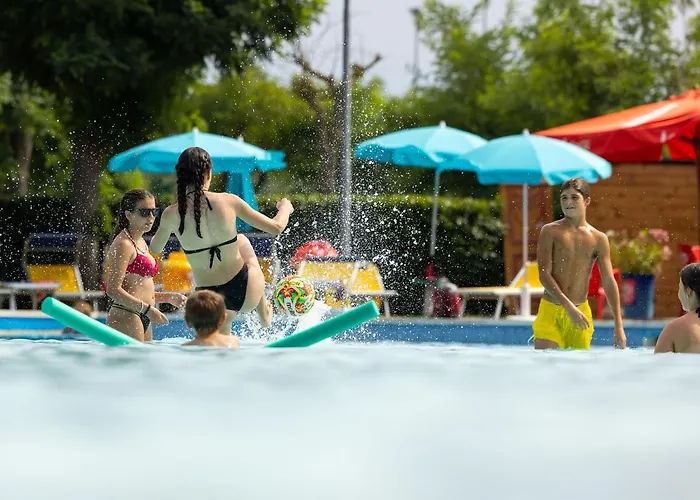 Mare Pineta Resort Casal Borsetti