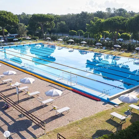 Mare Pineta كاسال بورسيتي