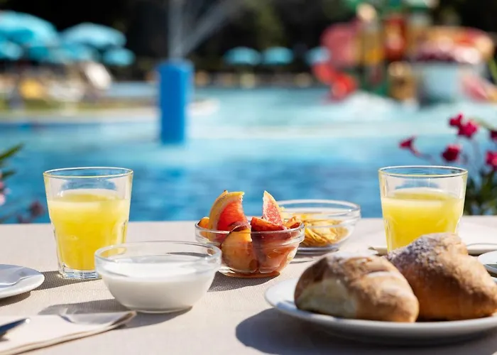 Mare Pineta Resort 3*